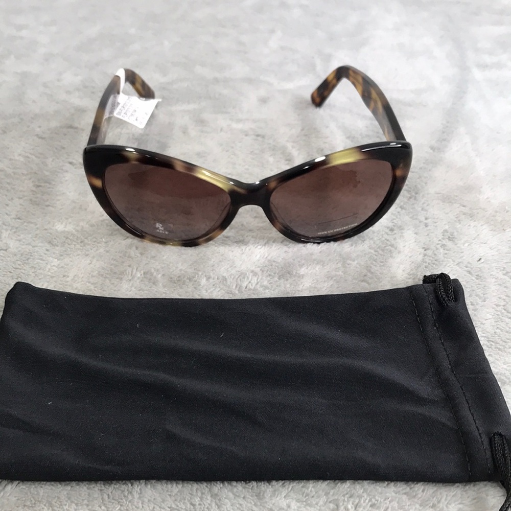 Flower Women's Tortoise Shell Cat Eye Sunglasses New